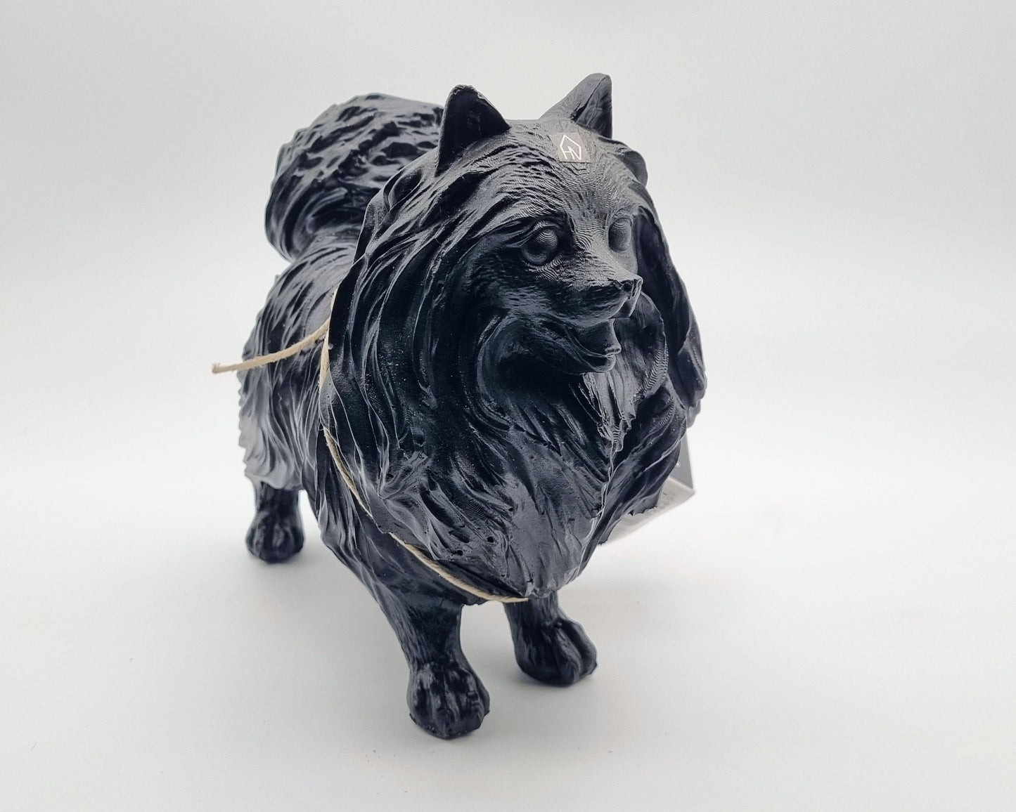 Beeld van Pomeriaan - zwarte uitvoering