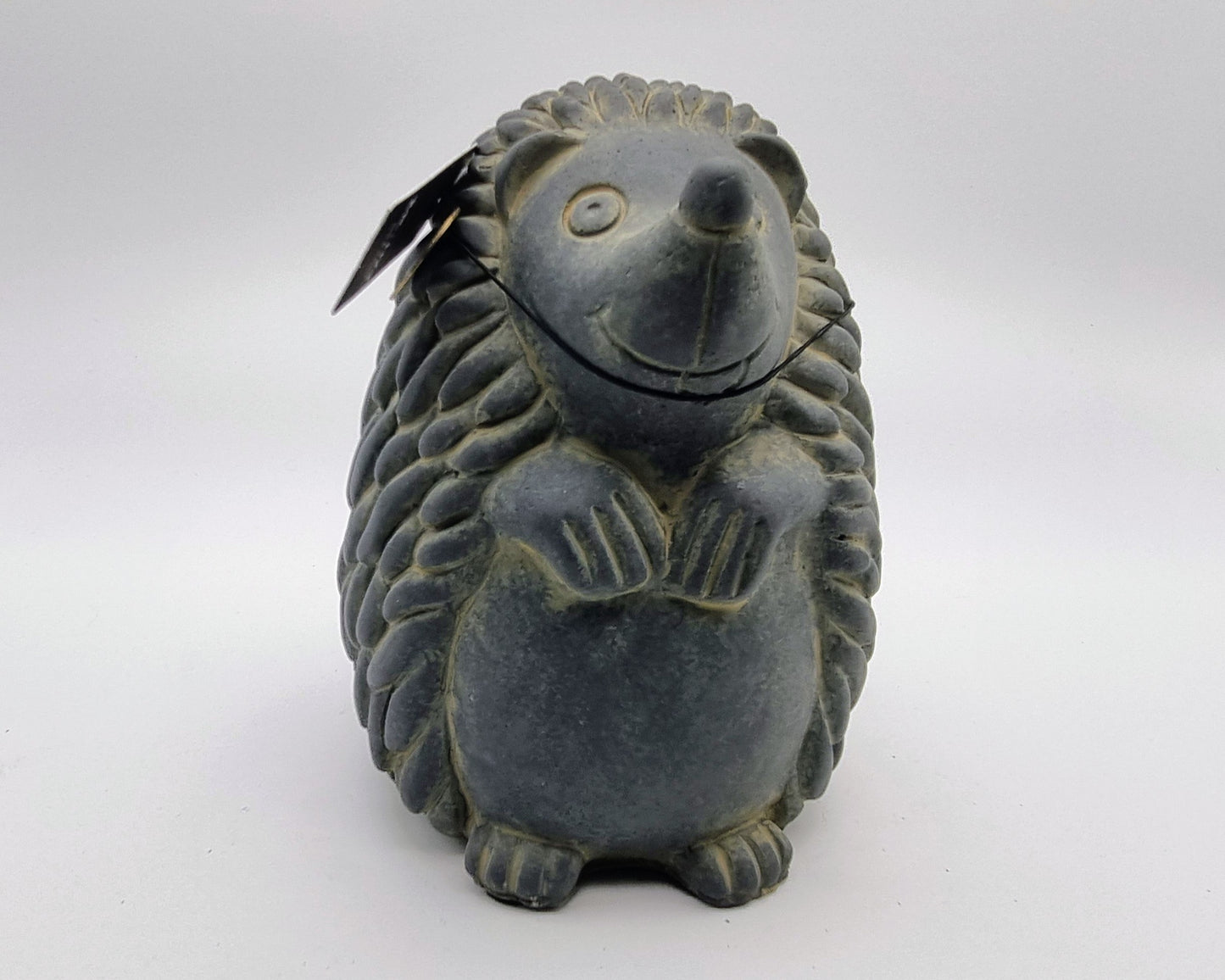 Stenen beeld - Staande Egel