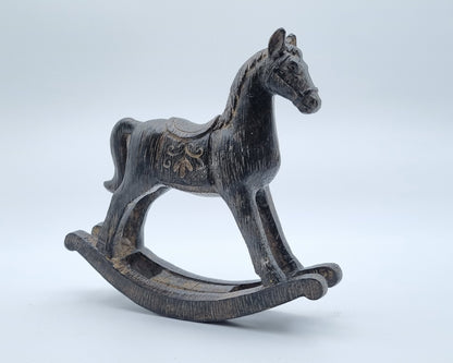 Hobbelpaard (decoratief) van hout