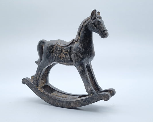 Hobbelpaard (decoratief) van hout